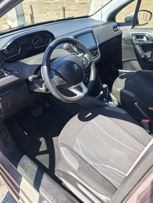 Peugeot 208 1.4 e-HDi