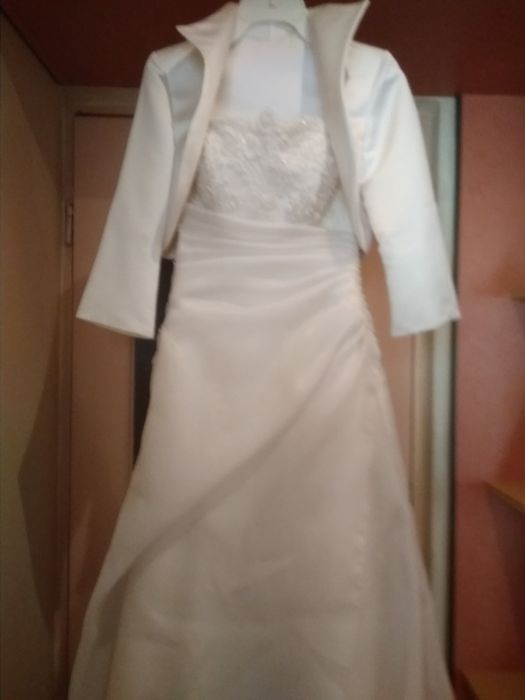 Suknia ślubna rozmiar 38 /165 cm/