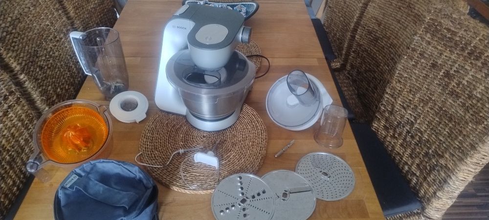 Mikser robot planetarny Mum