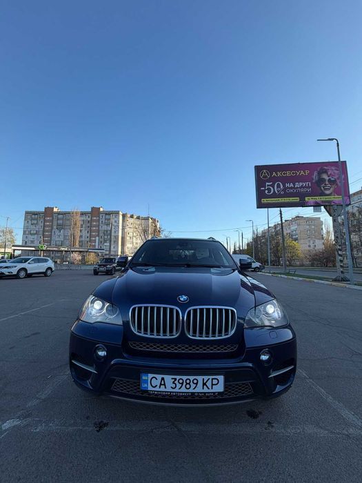 Продам BMW X5 E70 30D Торг
