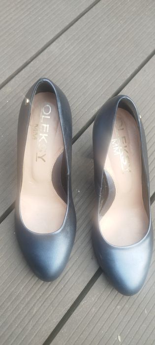 Buty na słupku firmy Oleksy r 36