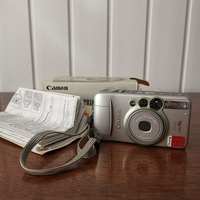 Analogowy aparat fotograficzny