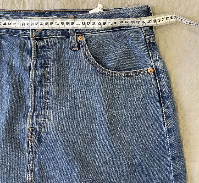Спідниця джинсова Levis оригінал. W 32