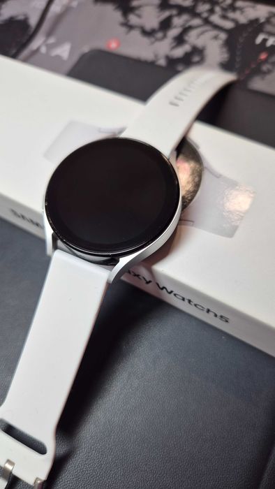 Samsung Galaxy Watch 5 44mm Graphite + 4 ремінці (Sapphire Glass, NFC)