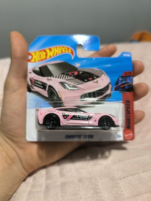 Corvette C7 różowa hot wheels