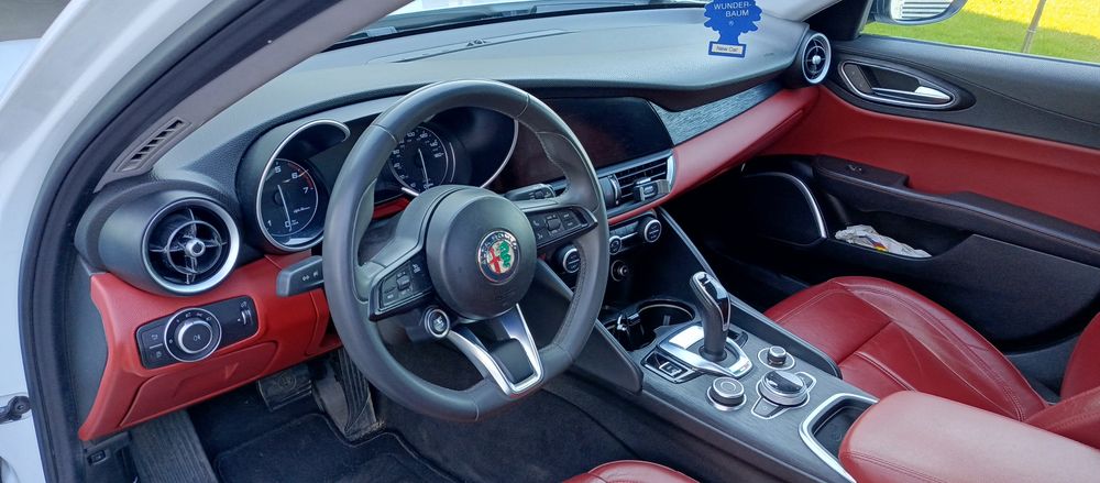 Okazja!Piękna Alfa Romeo Giulia 2.0 280 KM  Lift Veloce