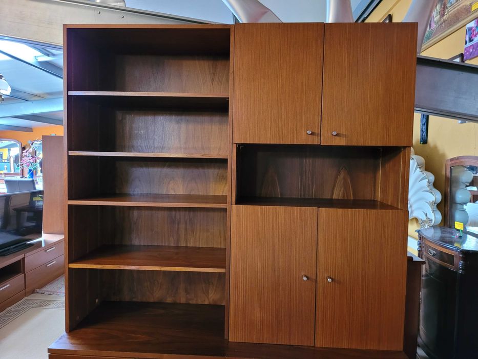 Móvel estante de sala ou escritório - Bom estado geral