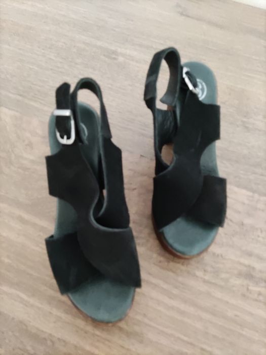 Sandálias Guimarães, tam. 35