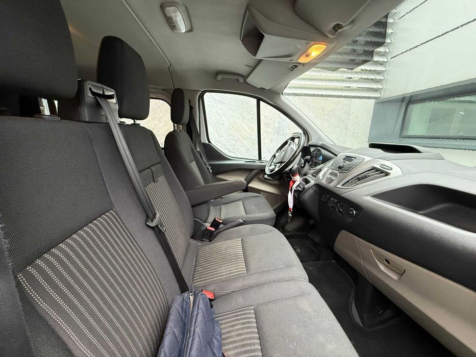 Ford Transit 6 lugares Excelente Estado