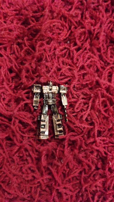 Boneco de metal Transformers