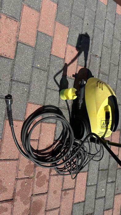 Myjka ciśnieniowa z pianownicą nie Karcher