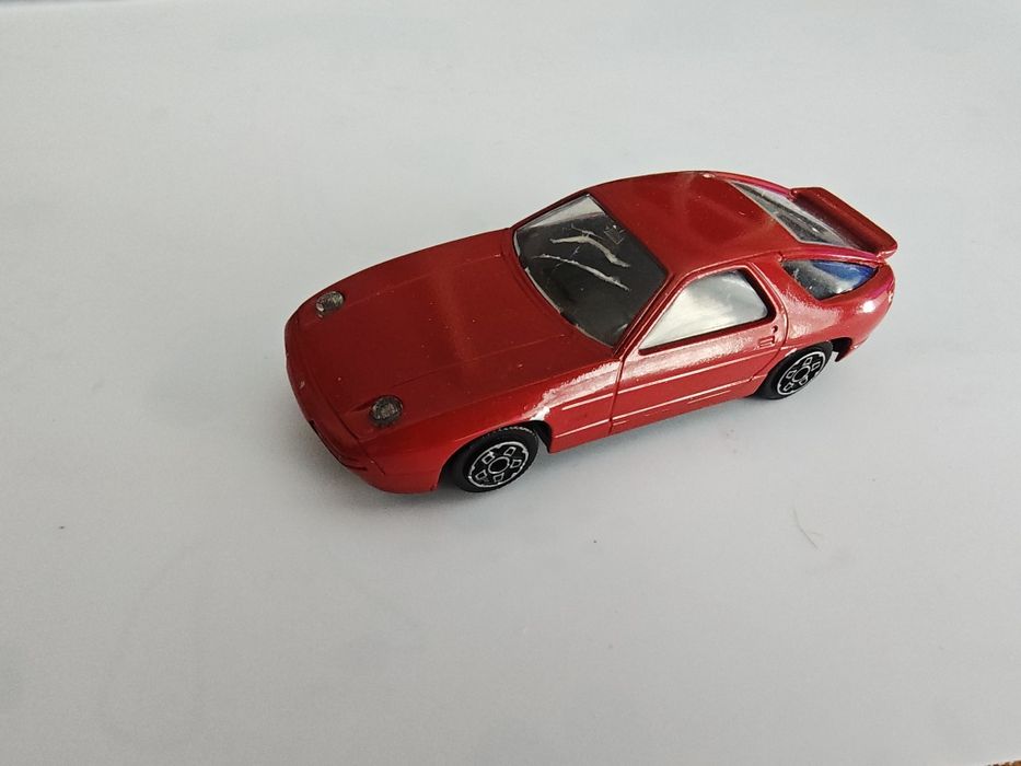 BBurago burago 1:43 Porsche 928 made in italy resorak przemalowany