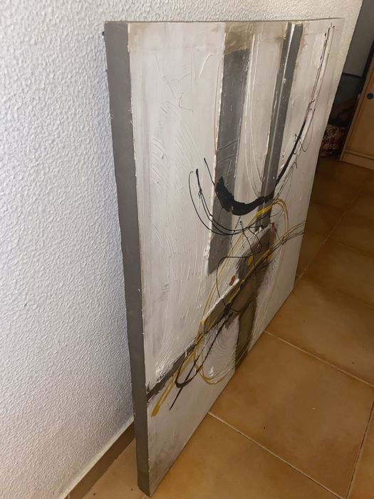 Quadro branco e prateado443109976982179841