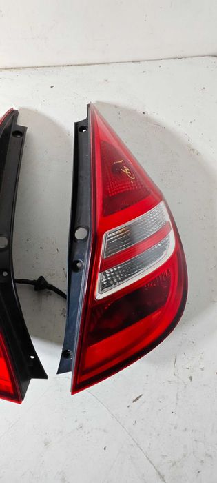 HYUNDAI I30 HATCHBACK 2007 ROK Lewa i Prawa Lampa lewy i prawy tył