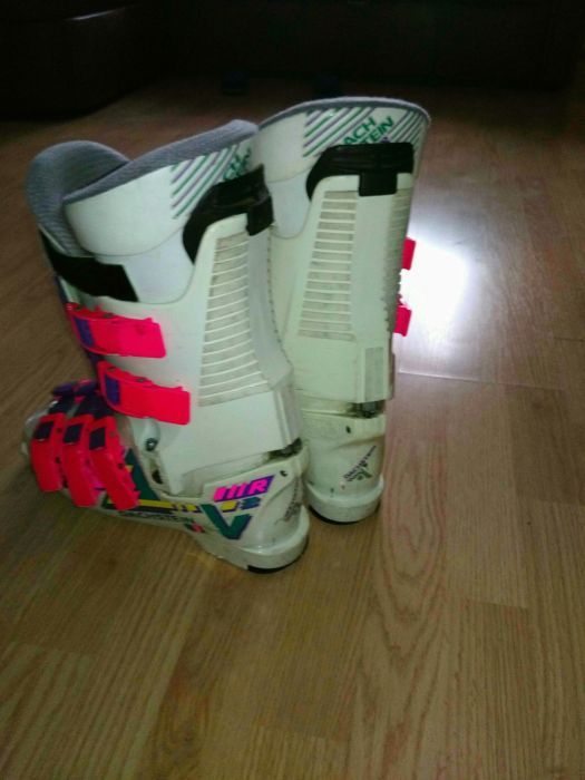 Buty do nart zjazdowych