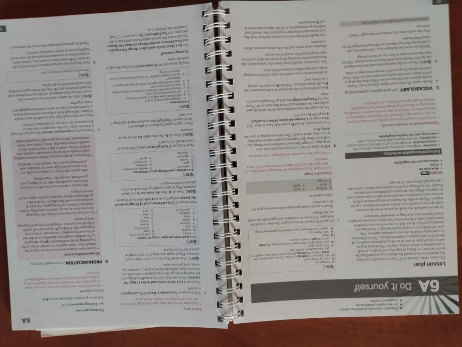 'English File Intermediate Plus' 3rd edition Teacher's Book