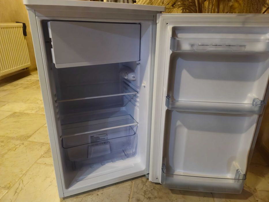 Spzedam Lodówkę Amica