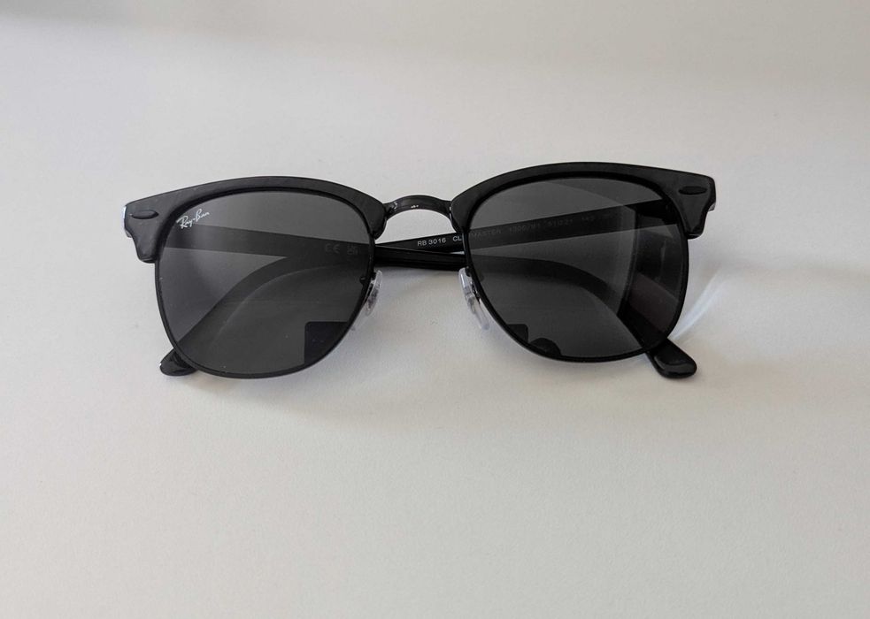 Óculos de sol Ray-Ban Clubmaster com caixa original