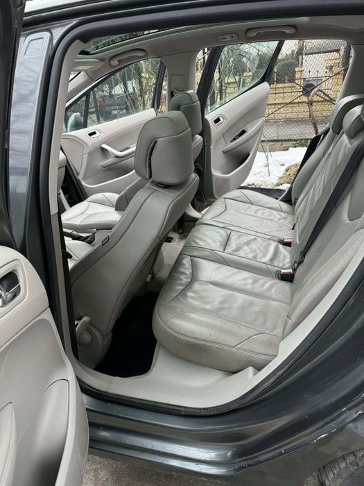 Peugeot 308 automat xenon panorama skóry 2.0HDI