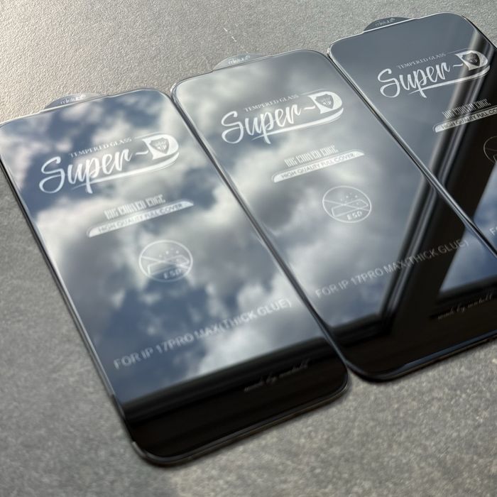 Захисне скло iphone 17 pro max Super D. Защитное стекло айфон 17 про макс