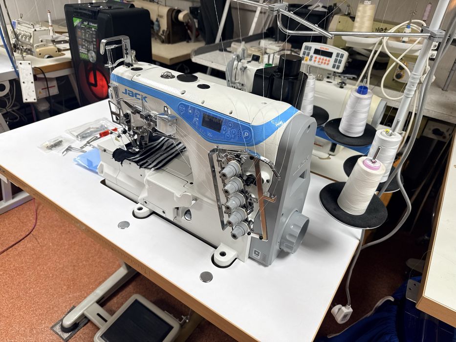 Renderka Dwuigłówka drabinkowa Jack W4-UT 230V 5,6mm AUTOMAT Servo 230