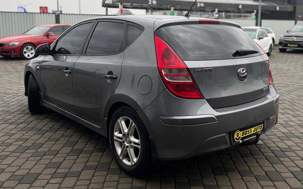 Hyundai i30 2011