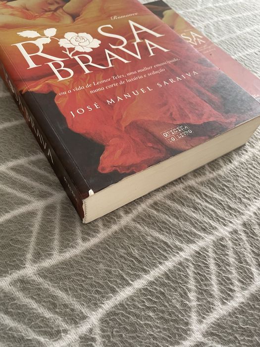 Livro “Rosa Brava” de José Manuel Saraiva