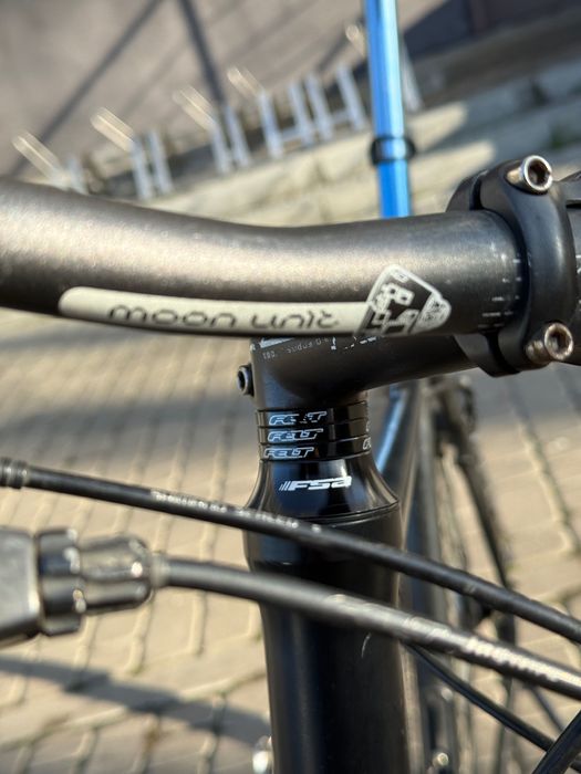 Міський велосипед Felt X-City 2 з планетарною втулкою Shimano Nexus 8