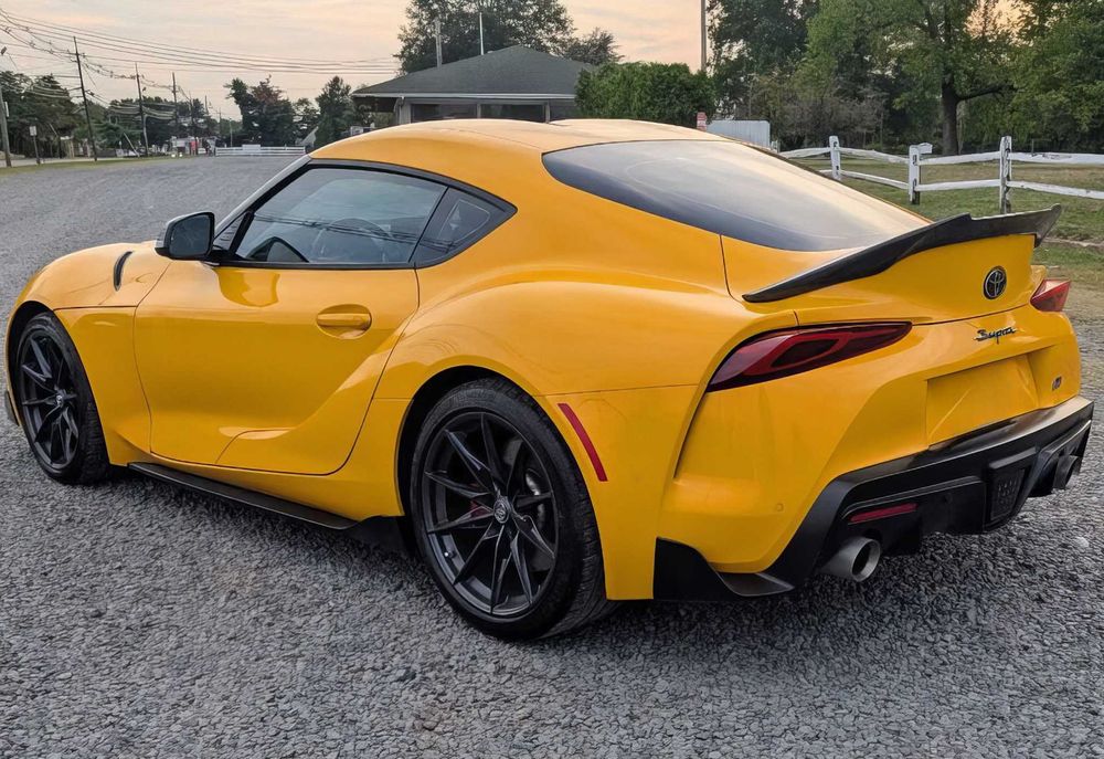 Toyota Supra      2023