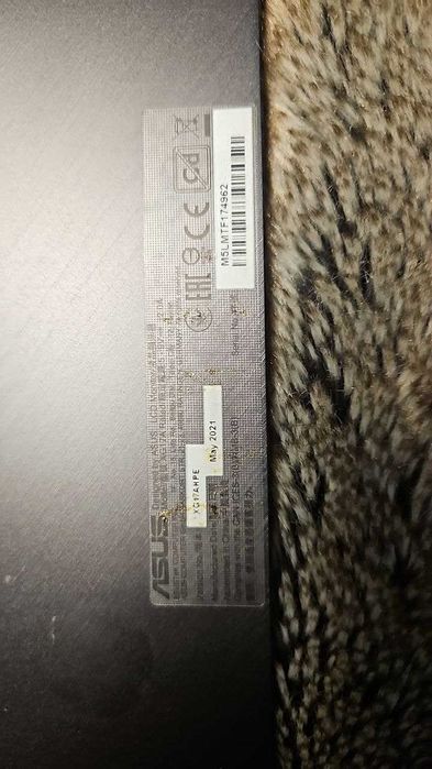 Monitor Portátil ASUS ROG XG17AHPE 17.3'' - Gaming em Qualquer Lugar!