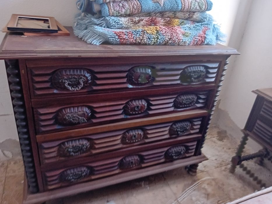 Quarto de casal em otimo estado completo