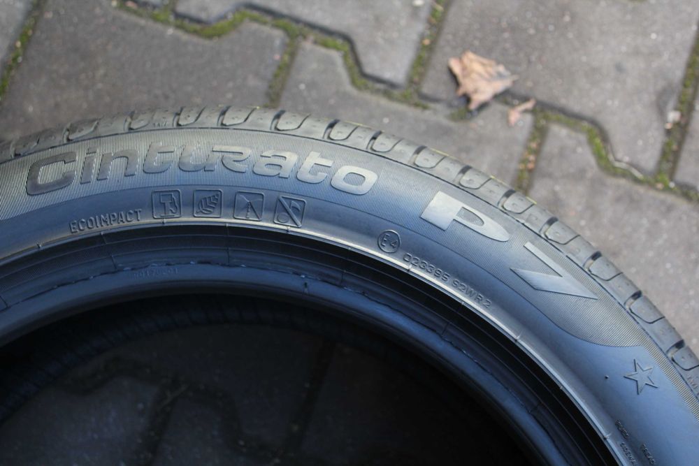 225 50 R17 Pirelli Cinturato P7  RUNFLAT