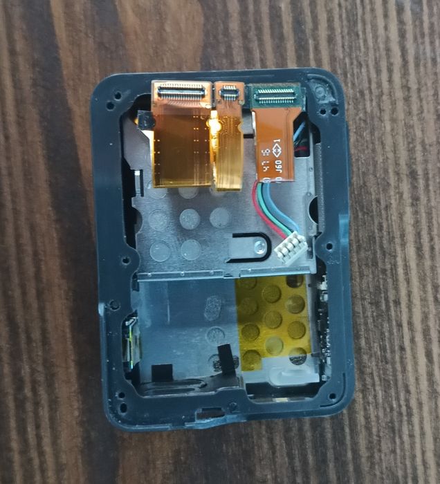 Продам частину корпусу з сенсорним екраном  GOPRO 5 HERO BLACK