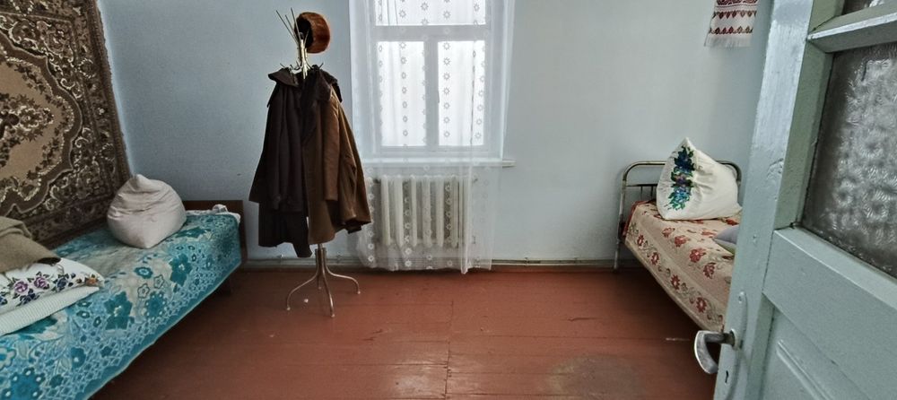 Продам житловий будинок в селі Пекалів