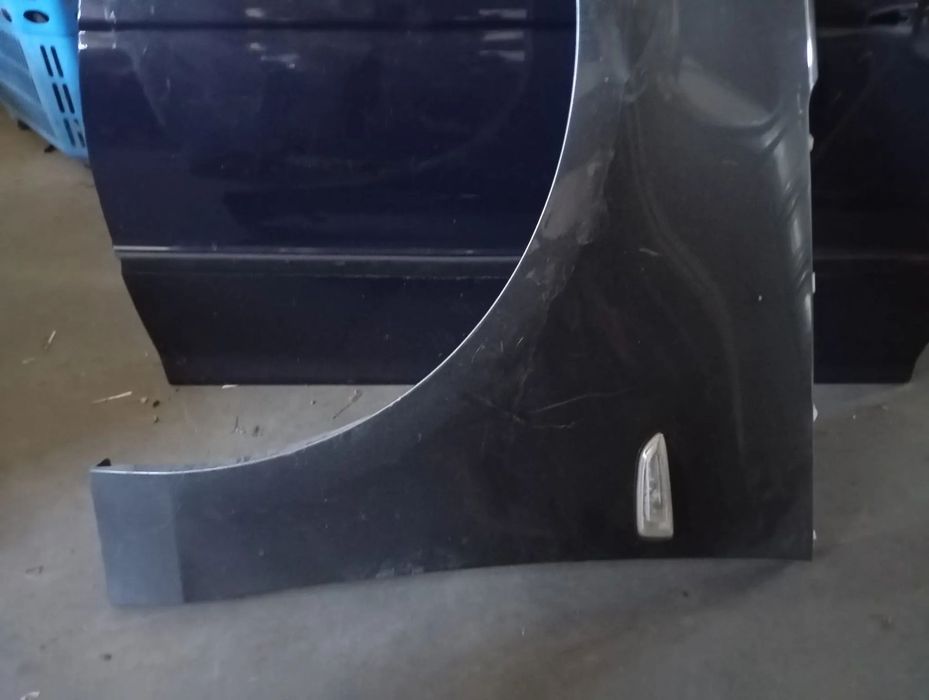OPEL ZAFIRA C GUARDA LAMAS ESQUERDO - GL072