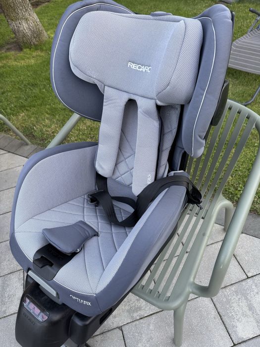 Fotelik samochodowy dla dziecka Recaro Optiafix 9-18 kg
