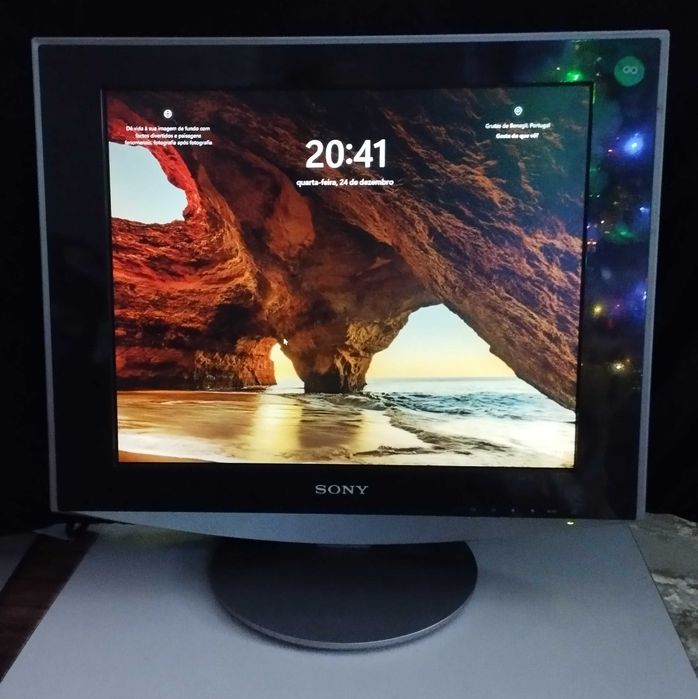 Monitor de pc marca Sony, usado em bom estado