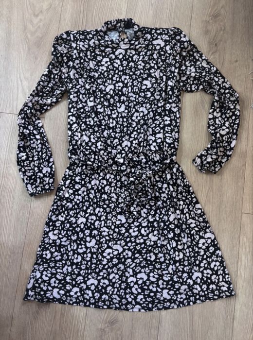 Sukienka rozmiar M
