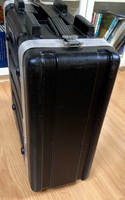 Rack case (flight case) UNICASE 4U