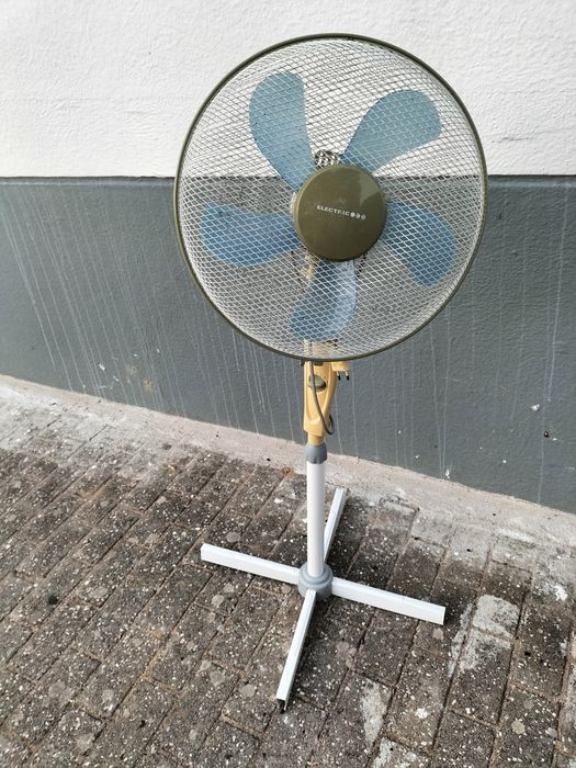 Vendo ventoinha usada