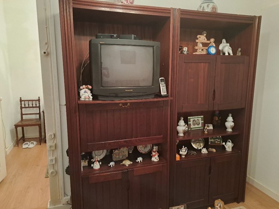 Móveis em bom estado