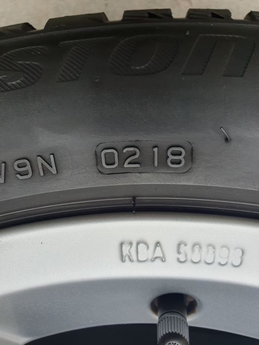 Oryginalne Alufelgi VW Touran Golf z oponami 205/55/16