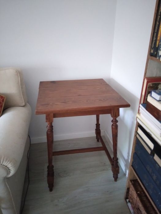 Mesa de apoio antiga