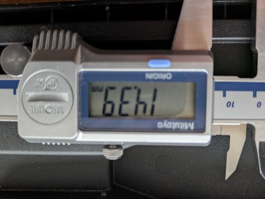 Mitutoyo   .Suwmiarka .