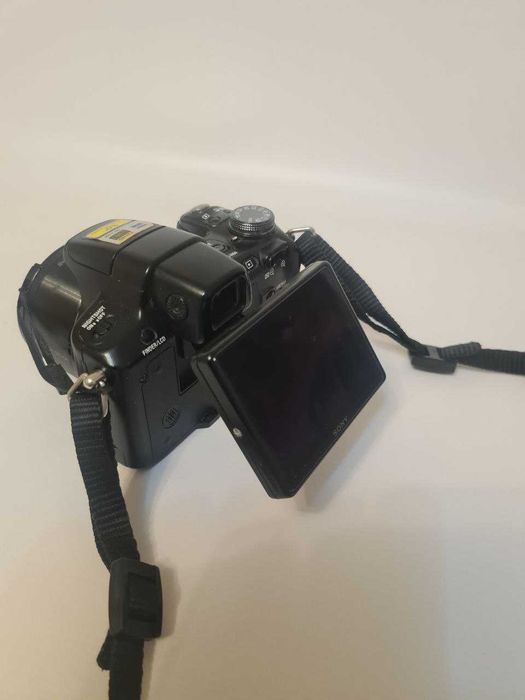 Цифровий фотоапарат SONY Cyber-shot RMT-DSC2