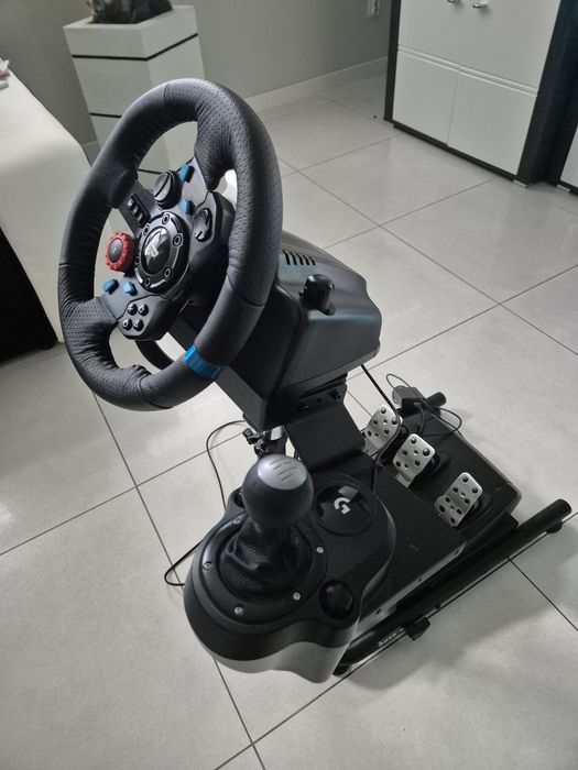 Zestaw - Kierownica G29 Driving Force + stojak Huzaro   -  Okazja.