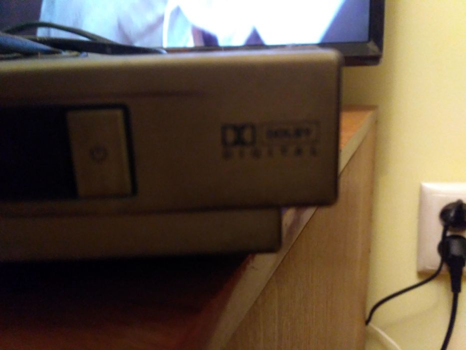 DVD-відеомагнітофон