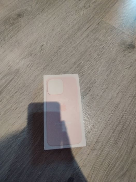 Чохол на телефон ( Iphone 15 pro max)