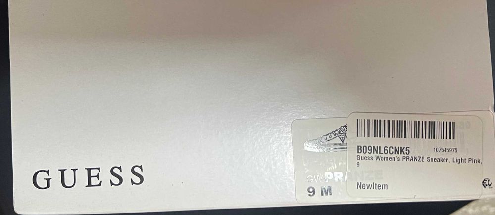 Damskie buty sneakersy marki Guess