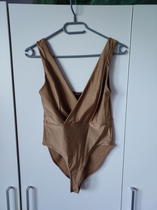 Brązowe body na ramiączkach